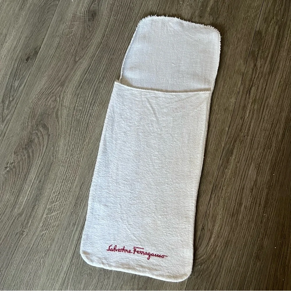 SALVATORE FERRAGAMO White 12.5x7 Dust Bag